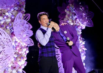 Dương Triệu Vũ tung show Dạ Nguyệt mừng sinh nhật