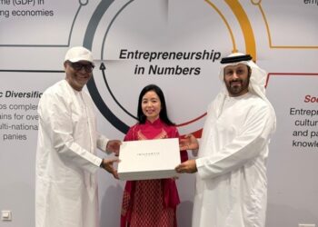 HelenCare triển khai mô hình chăm sóc sức khỏe tái tạo toàn diện bằng công nghệ y sinh học tại UAE và Nga