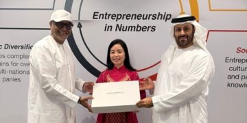 HelenCare triển khai mô hình chăm sóc sức khỏe tái tạo toàn diện bằng công nghệ y sinh học tại UAE và Nga